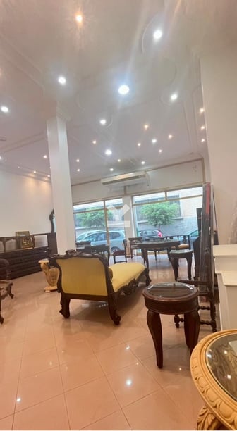 user-CI073480-image