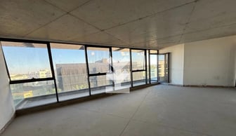 user-CI076117-image