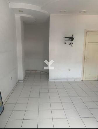 user-CA083893-image