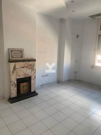 user-CA083893-image