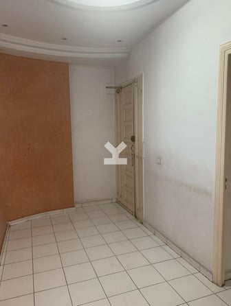 user-CA083893-image
