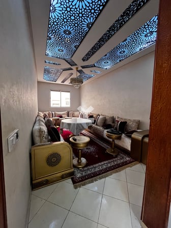 user-CA084287-image