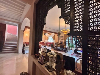 user-CI088114-image