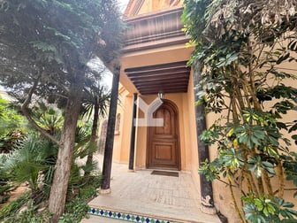 user-CI088114-image