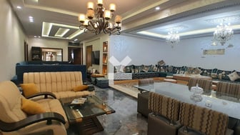 user-CA091137-image