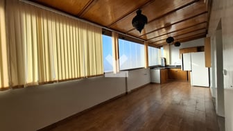 user-CI094004-image