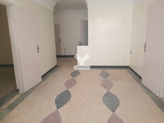 user-CA098225-image