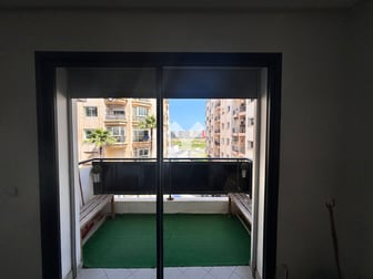 user-CI104510-image