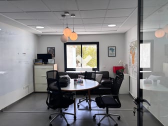 user-CI104510-image