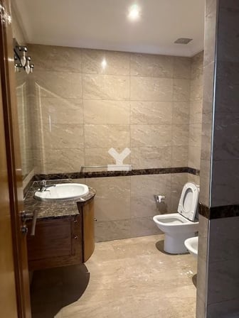 user-CA112484-image