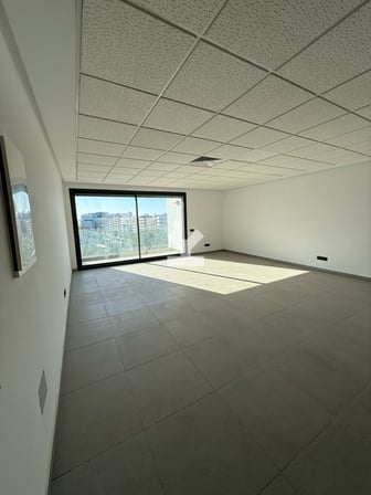 user-CI115082-image