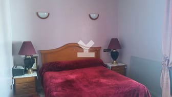 user-CA117668-image