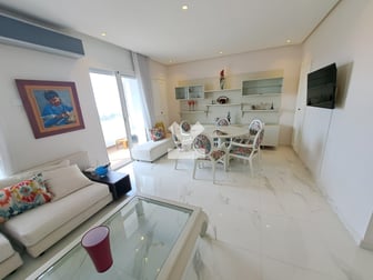 user-CA126599-image
