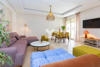 user-CI137993-image