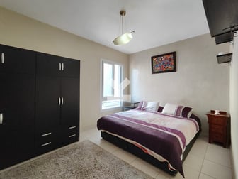 user-CA138383-image