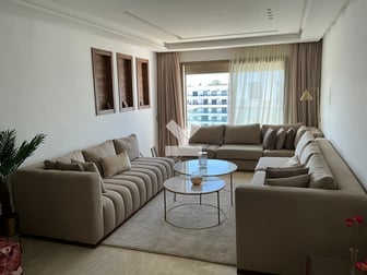 user-CA139036-image