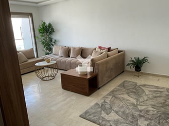user-CA139036-image