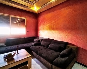 user-CA140302-image