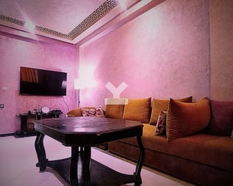 user-CA140302-image