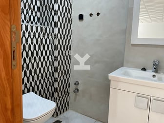 user-CI143162-image