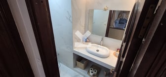 user-CA145103-image