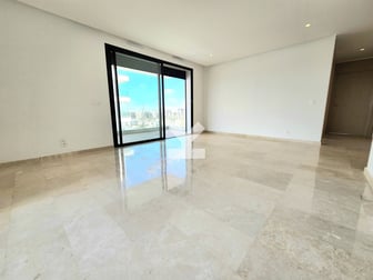 user-CA147835-image
