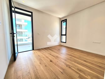 user-CA147835-image