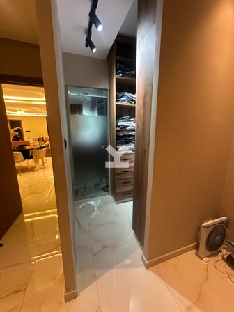 user-CI149732-image