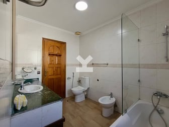 user-CA152391-image