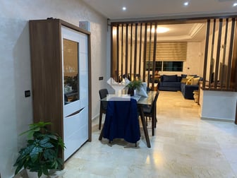 user-CI157881-image