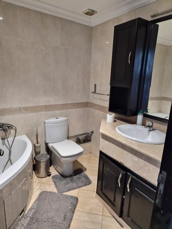 user-CA175270-image