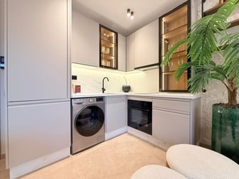 user-CS182675-image