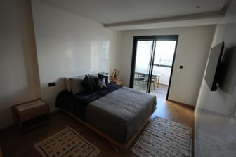 user-CS186025-image