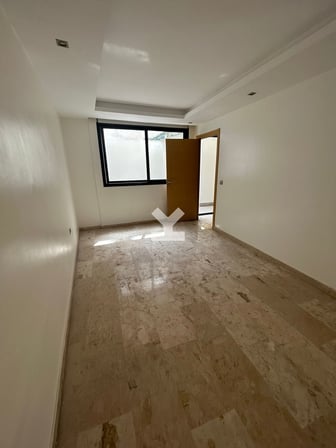 user-CS012320-image