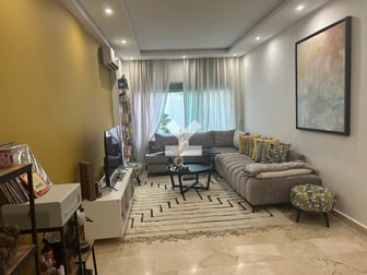 user-CS048182-image
