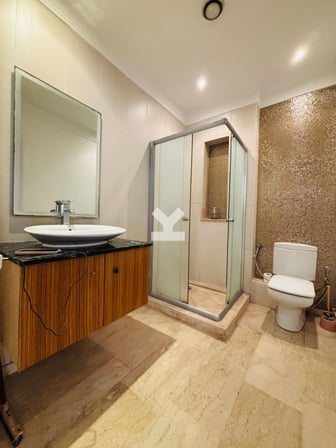 user-CS062044-image