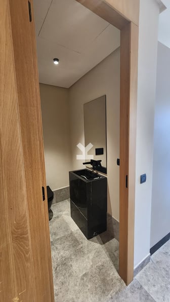 user-CS066856-image