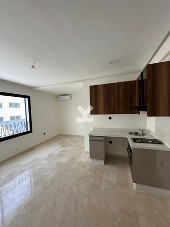 user-CS142404-image