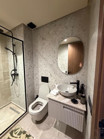 user-CS180845-image