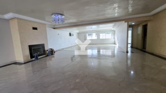 user-CT057196-image