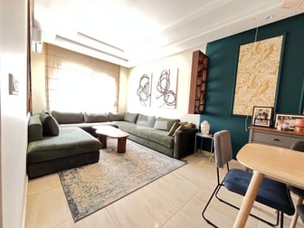 user-DA150811-image