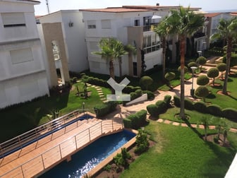user-CA034794-image