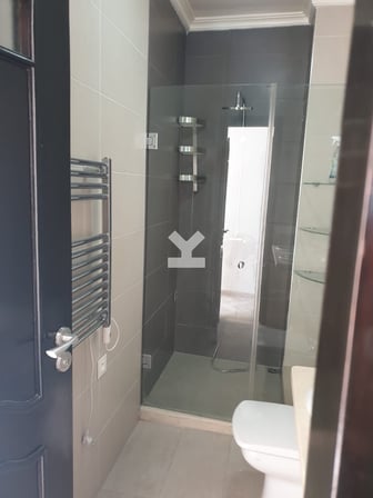 user-DA049196-image