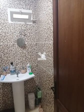 user-CA052451-image