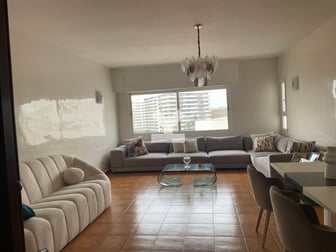 user-DI151104-image