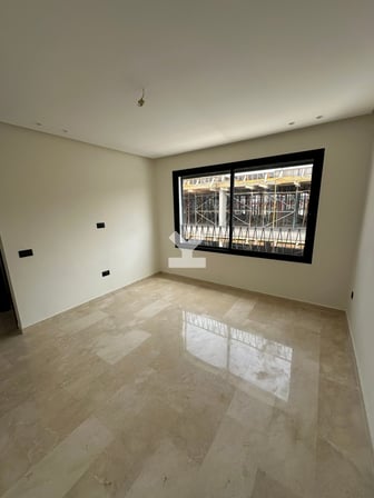 user-DS139507-image