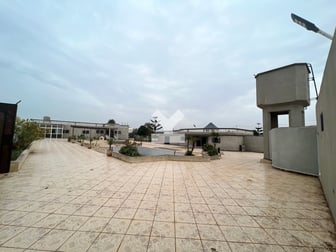 user-EI068979-image