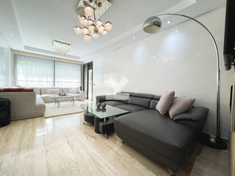 user-CA048627-image