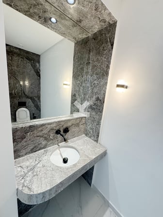 user-CA145590-image
