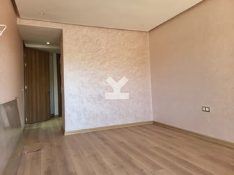 user-IA146640-image